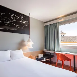 Ibis Seville